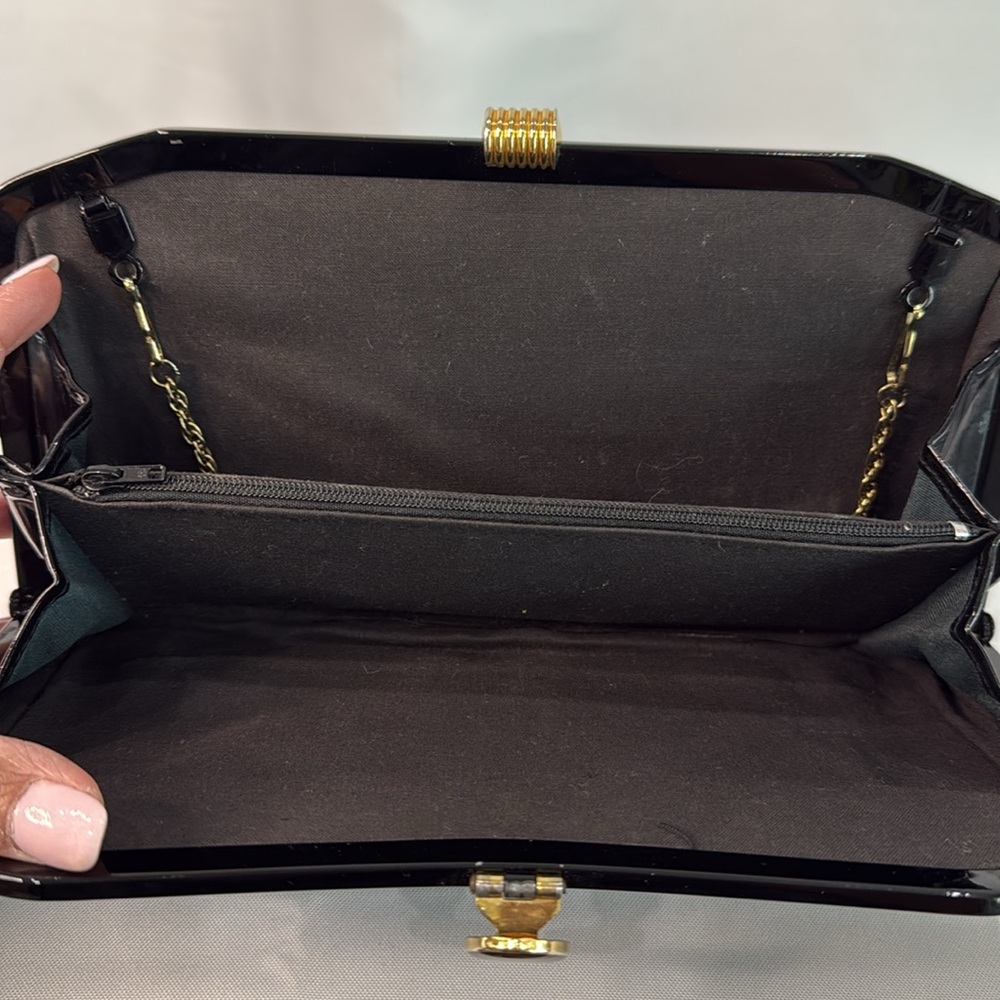 Vintage Elegant Snakeskin and Black Patent Leather Clutch - Picture 9 of 12